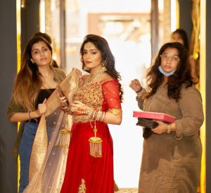 CELEBRITY STYLISH RICHA RANAWAT STYLES DIGITAL STARS FAIZ BALOCH & SHIFA MEMON