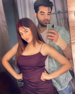 Paras Chhabra and Mahira Sharma probably the only ex Bigg Boss contestants with a massive global fan base