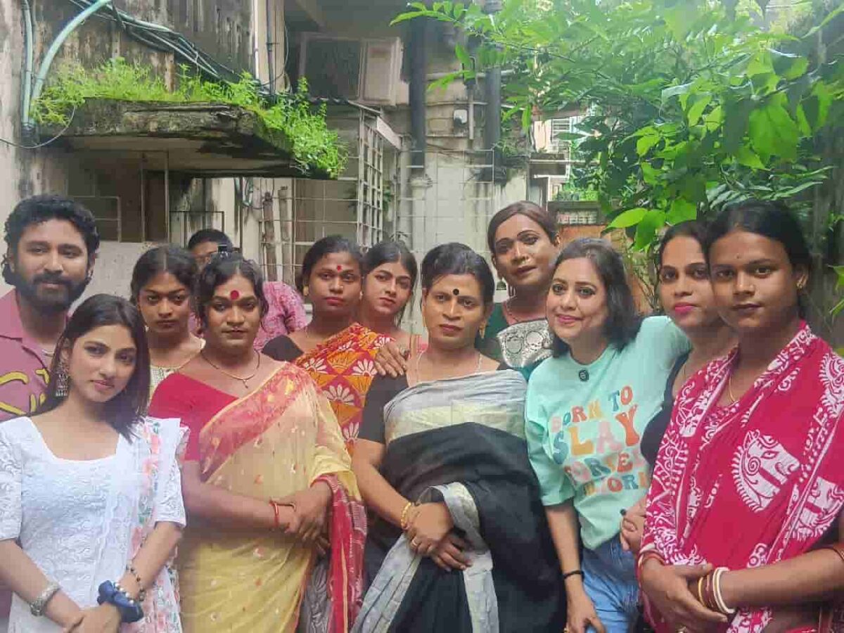 Kolkata’s Transgender Community Joins special Screening of film Kapal